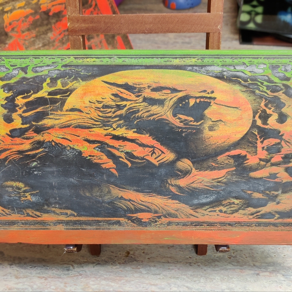 Halloween Ware Wolf decor